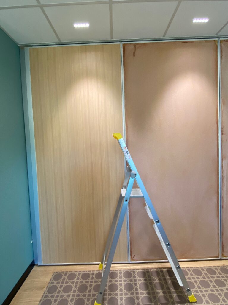 porte en cours de rénovation