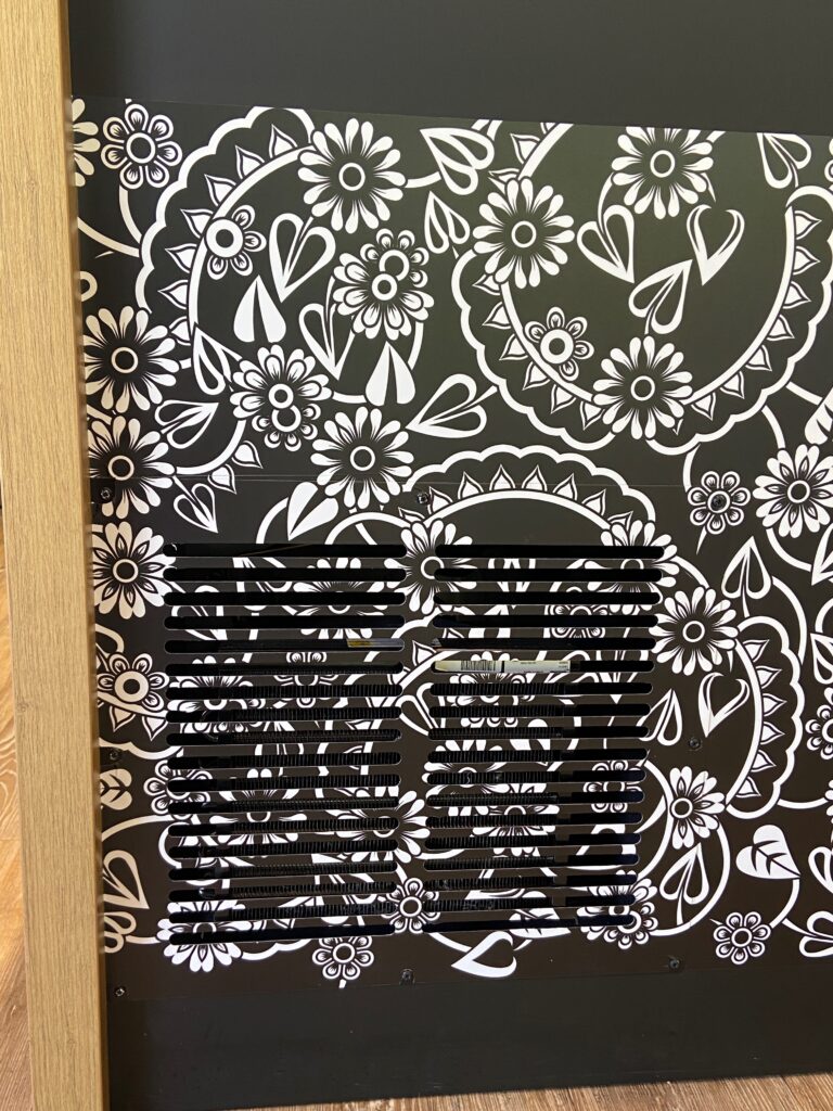 Grille aération décorée