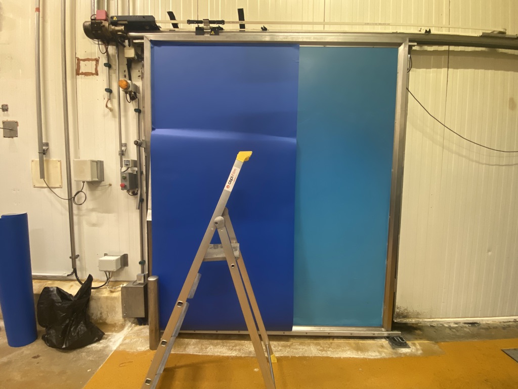 Porte en cours de rénovation