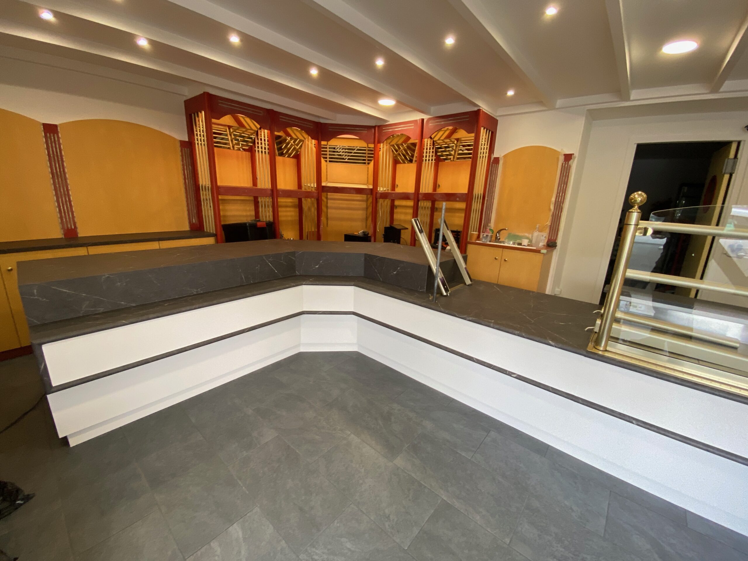 Rénovation de meubles de boulangerie